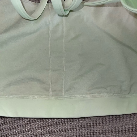 Lululemon 🍋 Energy Bra in Creamy Mint Size 10 - Picture 7 of 8
